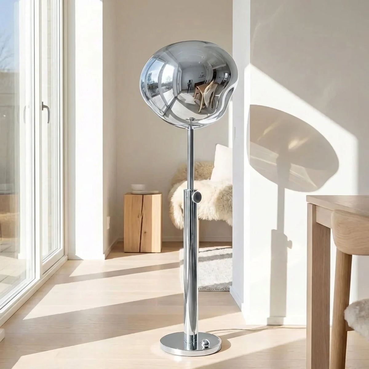 Fluidic Blown Glass Effect Floor Lamp