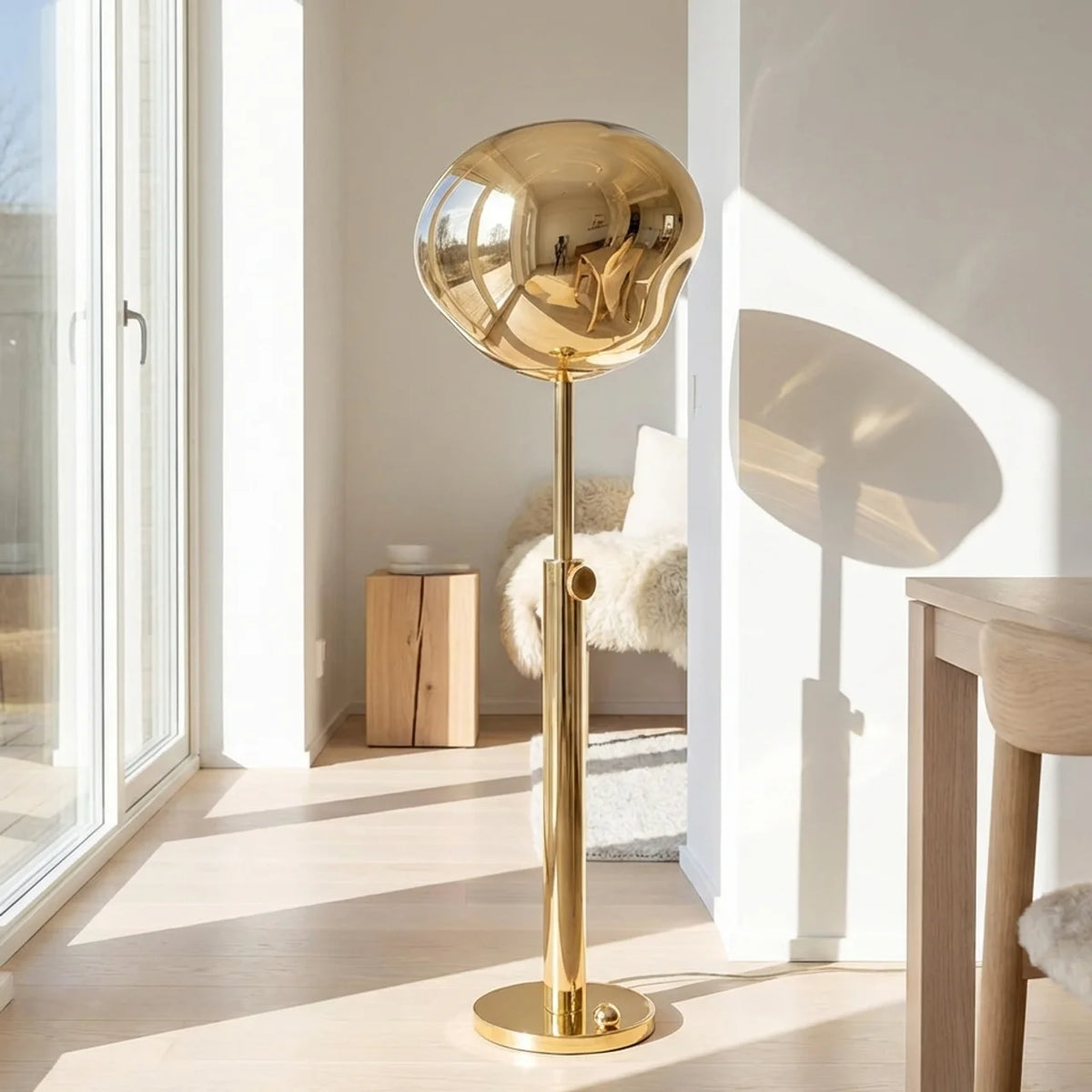 Fluidic Blown Glass Effect Floor Lamp